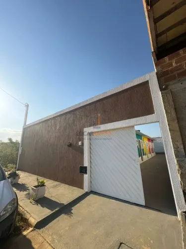 KITNET com garagem no início da Urbis VI, ao lado da avenida central, Vitória da Conquista