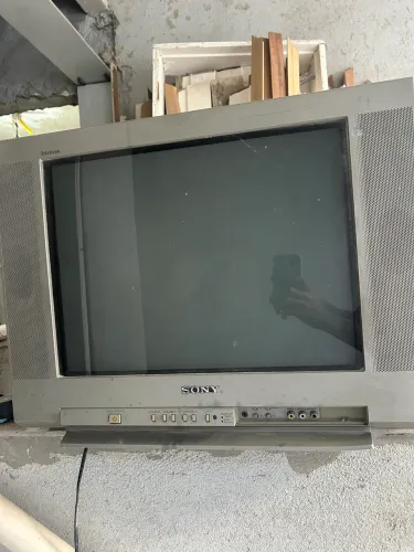 TV de tubo (CRT) da linha Sony Wega Trinitron