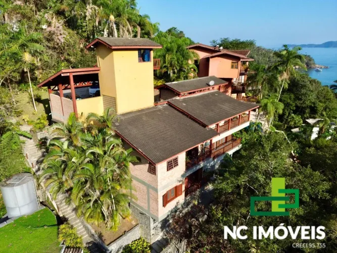 Venda | Linda Casa na Praia Domingas Dias em Ubatuba.
