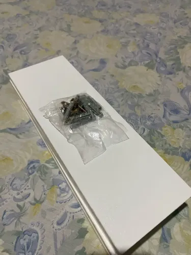 4 Prateleiras 30x10 (já vem com bucha e parafuso)