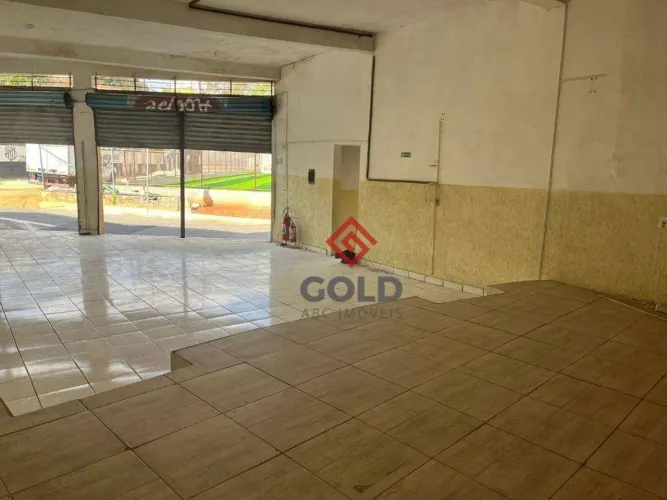 Salão à venda, 172 m² por R$ 550.000,00 - Vila Camilópolis - Santo André/SP