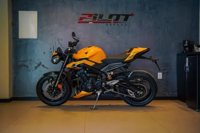 TRIUMPH STREET TRIPLE RS ABS 2026 ZERO 