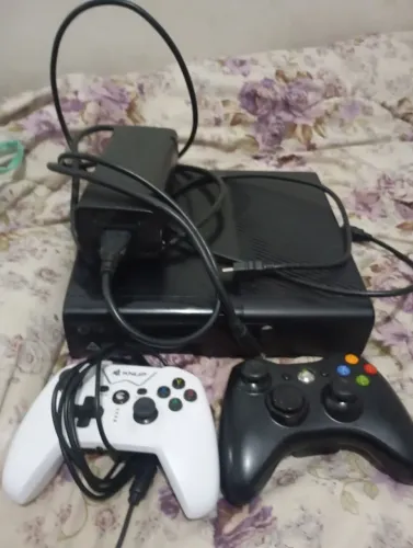 vende-se Xbox 360 