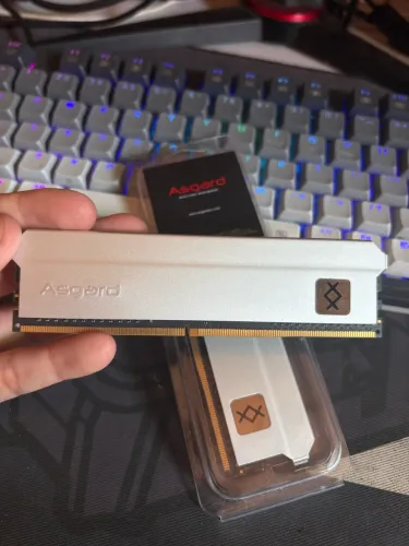 Memoria RAM Asgard 16gb 2x8 (3600MHz)