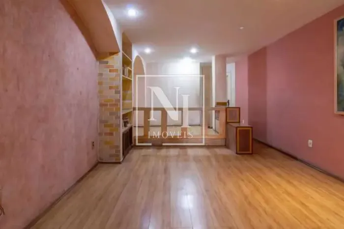 Apartamento : / Residencial / Leme