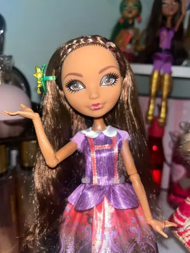 Cedar Wood Ever After High (wave 1) LER DESCRIÇÃO