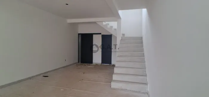 Salão Comercial para Locação no Bairro Eden, Sorocaba-SP: 2 Banheiros, 10 Vagas de Garagem