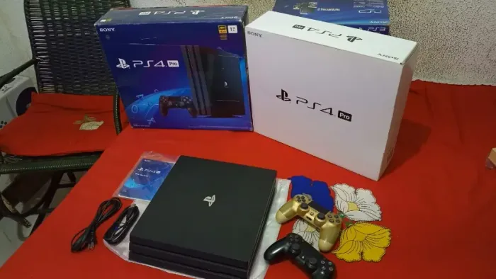PS 4 Pro 2 controles 4 jogos midia fisica troco por x box series s ou switch oled