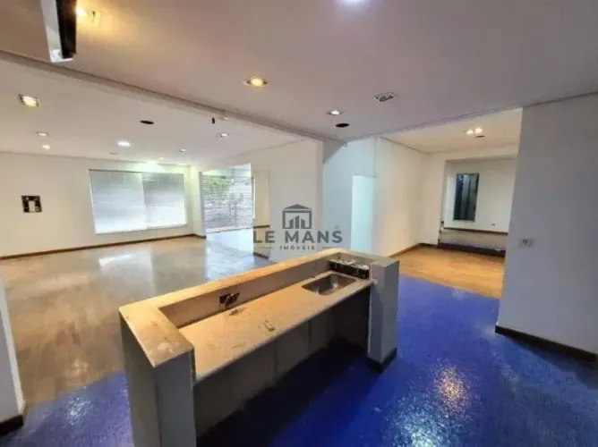 Salão para alugar em Piracicaba, São Dimas, com 354 m²