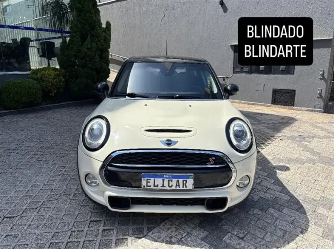 Mini Cooper S 2.0 Turbo 16V 5P Aut. 2015