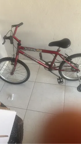Bicicleta infantil com documento