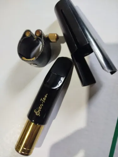 Boquilha Everton Studio 8 para sax tenor (usada mas muito bem conservada)