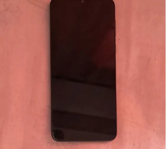 Celular Motorola Moto E13