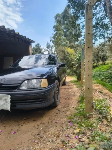 Chevrolet Omega GLS 2.2 / 2.0 (álcool) 1993