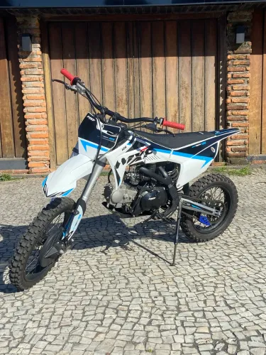 MXF 125 2024
