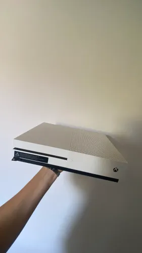XBOX ONE S + JOGOS