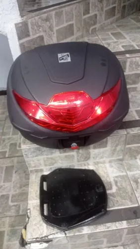 Baú de moto 