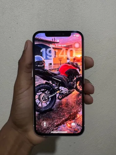iPhone 12