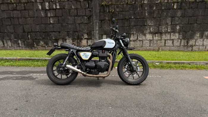 Street Twin Scrambler