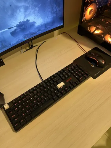 Kit teclado mecânico e mouse Redragon 