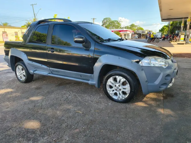 Fiat Strada Adventure1.8/ 1.8 Locker Flex CD 2011