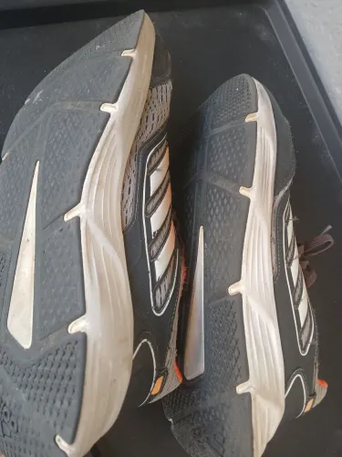 Tênis adidas cloud fan número 40