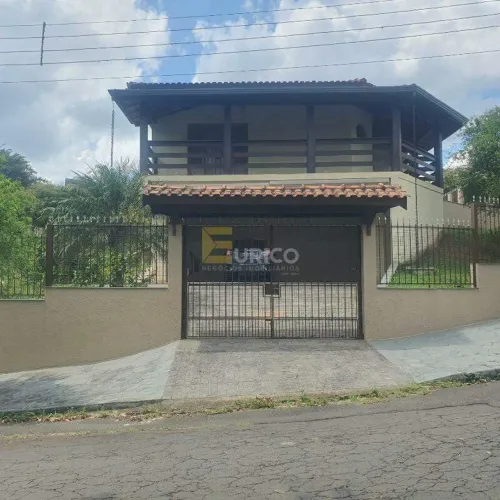 Casa à venda no Bosque das Arapongas em Serra Negra/SP