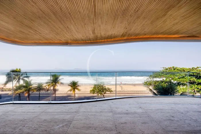 Viva a Arte da Arquitetura no Edifício Tom - Seu Novo Lar no Coração do Leblon!