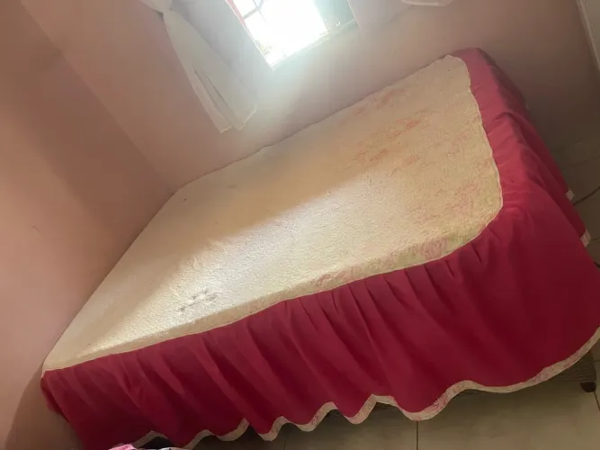Cama casal box c/ colchão