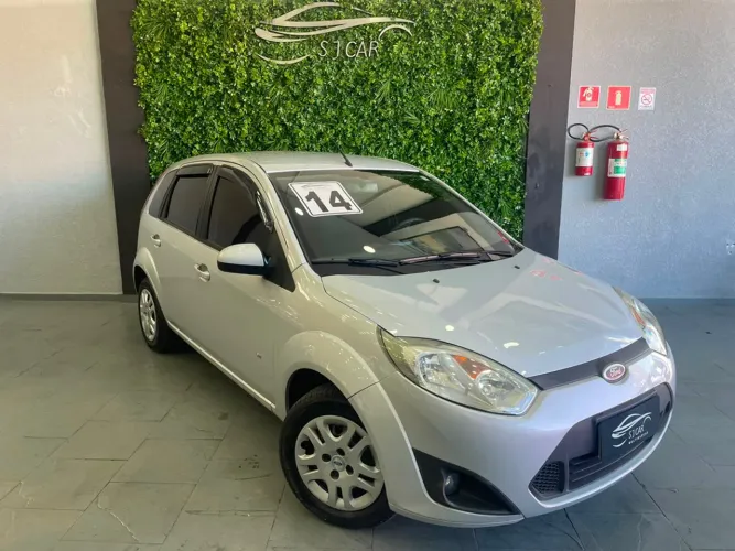 Ford Fiesta 1.0 8V Flex/class 1.0 8V Flex 5P 2014