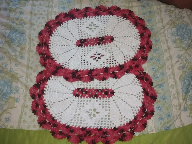 Vende se Tapete de Crochê