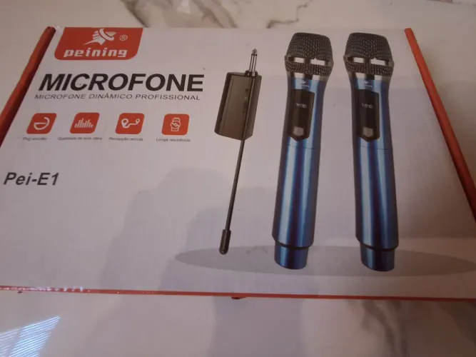 Microfone sem fio recarregável