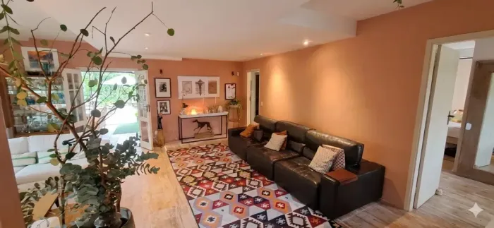 Casa 4 Dormitórios EXCLUSIVA, 1 Suíte, 305 m2, 3 vagas, Corrego Grande , Florianópolis/SC