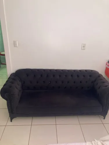 Sofá estilo Chesterfield/capitonê, de 3 lugares