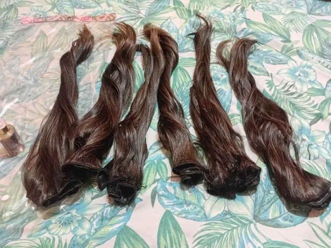 Vendo 300 gramas de Cabelo na cor Loiro mel Biorgânico .Valor 40 reais.Entrego no Xambá. 