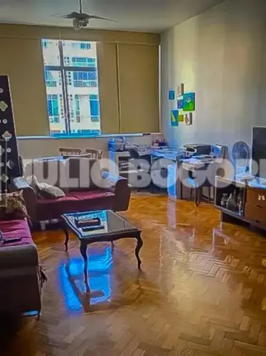 Apartamento : / Residencial / Laranjeiras