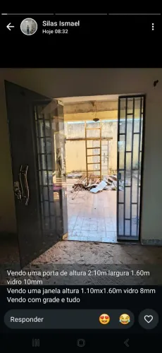 Porta e janela com grade