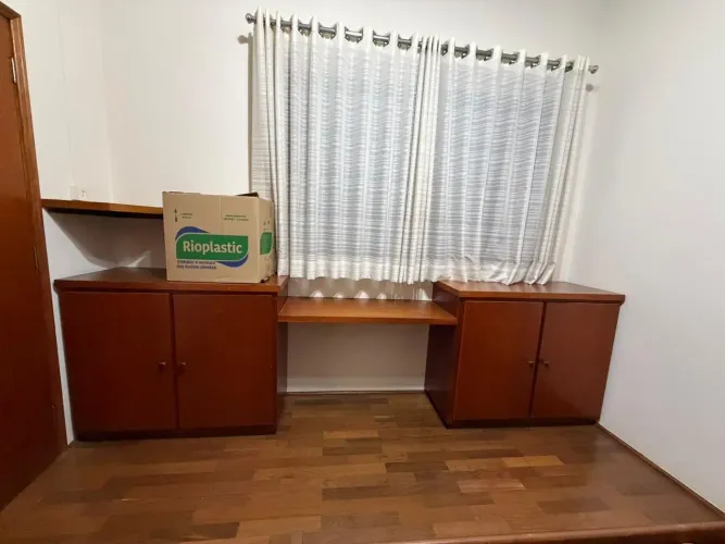 Conjunto modular para quarto/home office- 2 armários+ escrivaninha