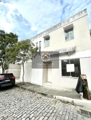 Casa em Vila Progresso, Niterói: 3 Suítes e 4 Banheiros