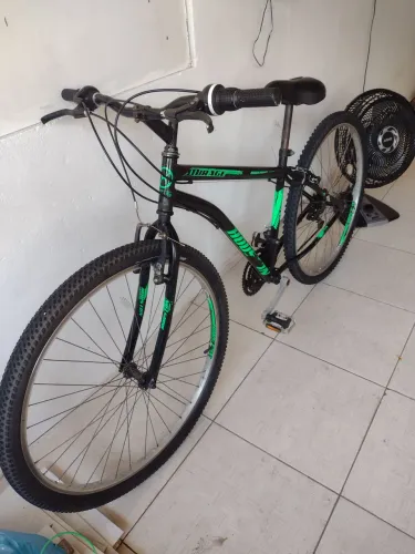 Bicicleta 29 aros com marcha