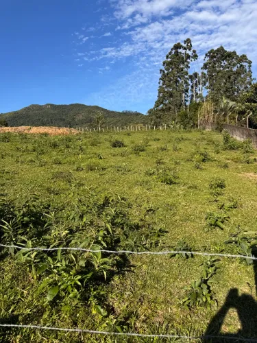 TERRENO EM GOVERNADOR CELSO RAMOS