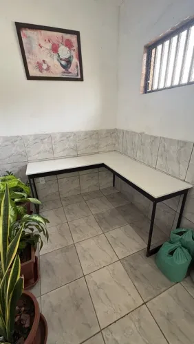 Mesa de Escritório L