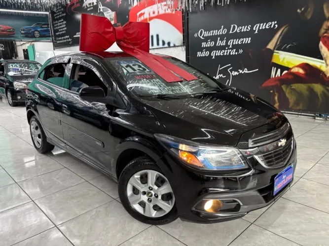 Chevrolet Onix Hatch LT 1.4 8V Flex Mec. 4P 2013