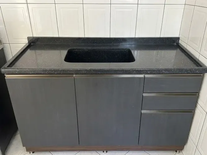 Pia de cozinha com balcão