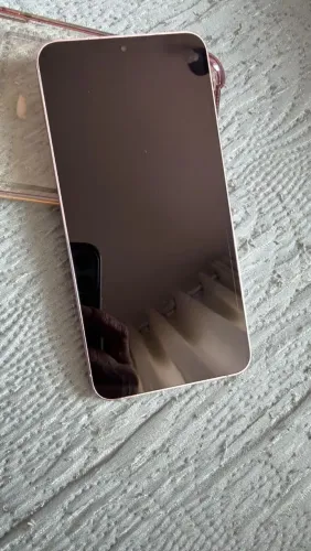 Celular s23* sem detalhes