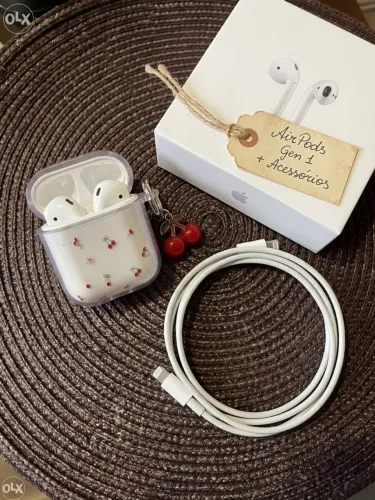 AirPods 1ª Geração (Bateria Boa) + Capinha Fofa + Carregador Original