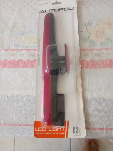 LUZ DE FREIO AUXILIAR 