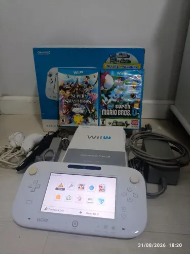 Nintendo Wii U Basic set (desbloqueado)
