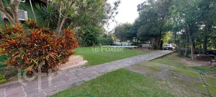 Casa à venda Rua Hygino Russi Lima, Ponta Grossa - Porto Alegre