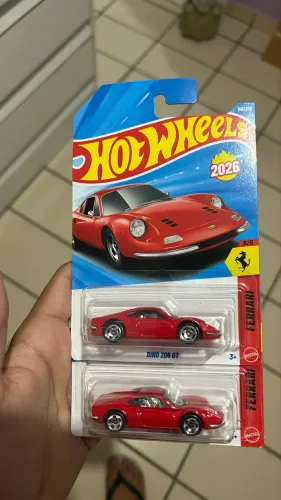 Hot Wheels Ferrari Dino